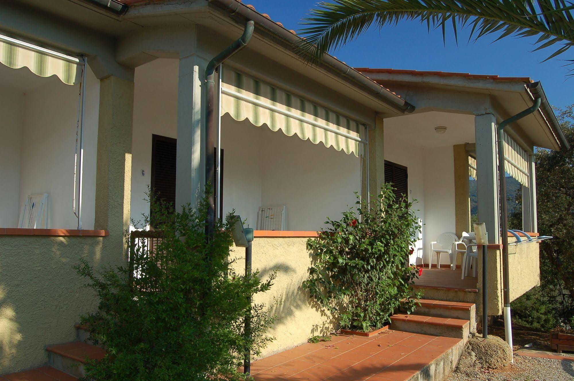 Casa Luppoli Aparthotel Portoferraio Bagian luar foto